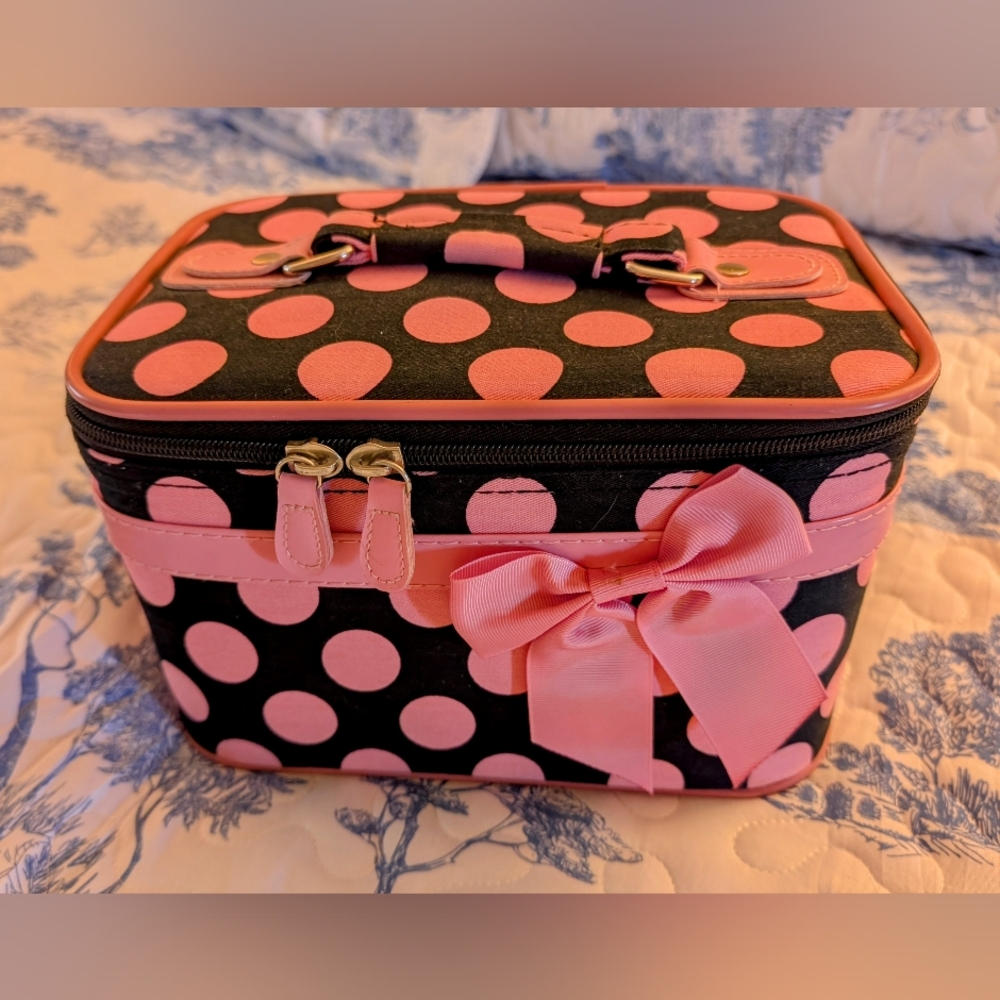 Pink Polka Dot Cosmetic Case
